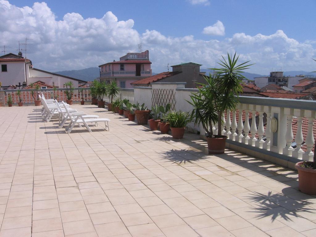 Hotel Garden Viareggio Exteriör bild